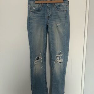 Women's Distressed Blue Jeans loose fit